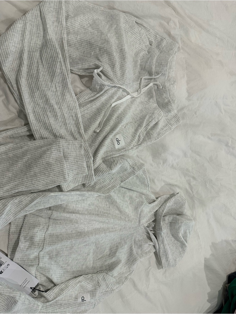 ALO Yoga Light Heather Gray Ribbed Hoodie & Jogger Set